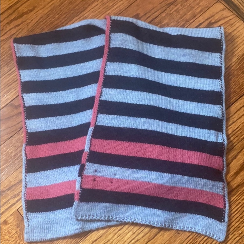 EUC - Hugo Boss scarf
